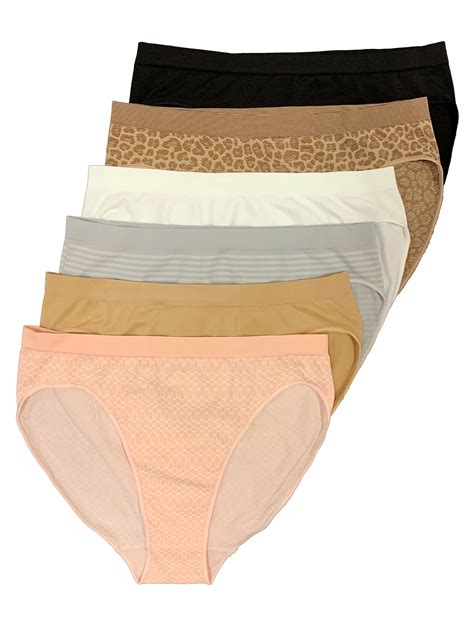 SO MANY CHOICES, IT’S HARD TO PICK JUST ONE. . Secret treasures panties